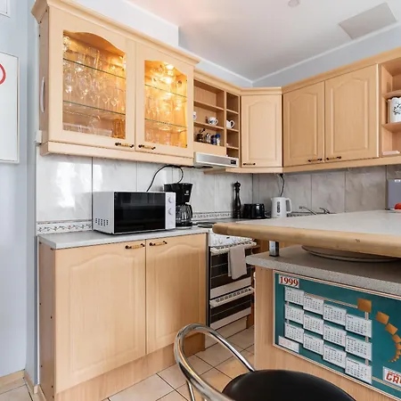 Apartment Bright With Sauna In The 0ld Town *