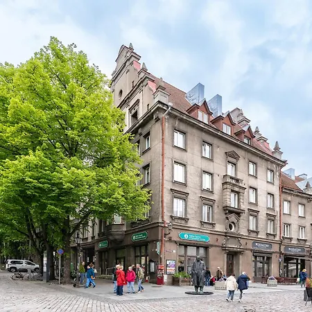 Bright With Sauna In The 0ld Town *