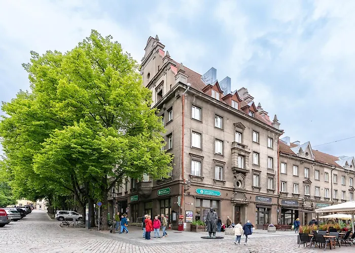 Bright With Sauna In The 0ld Town *