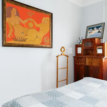 Apartment Bright With Sauna In The 0ld Town *