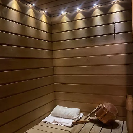 Bright With Sauna In The 0ld Town *