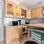 Apartment Bright With Sauna In The 0ld Town *